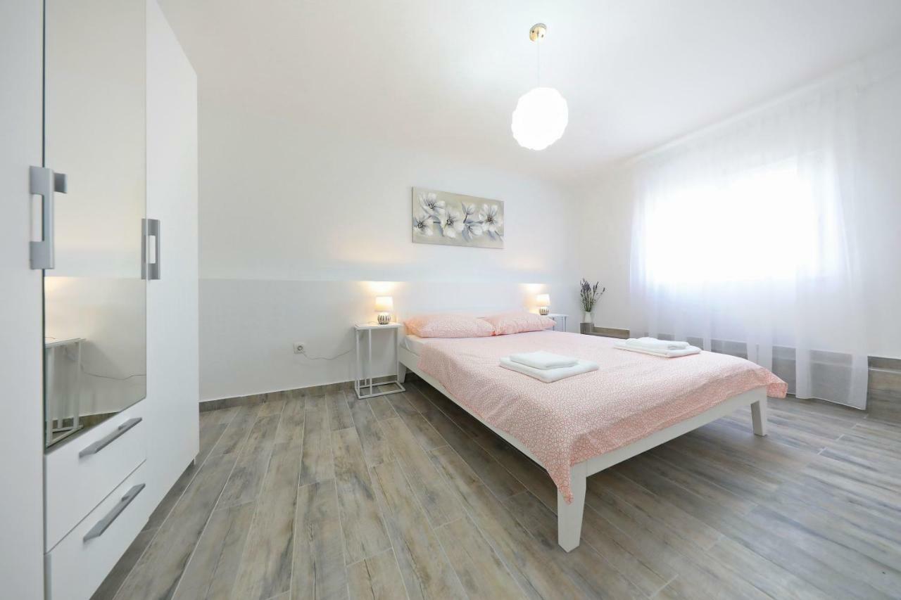 Apartmani Neva, Pridraga Exteriér fotografie
