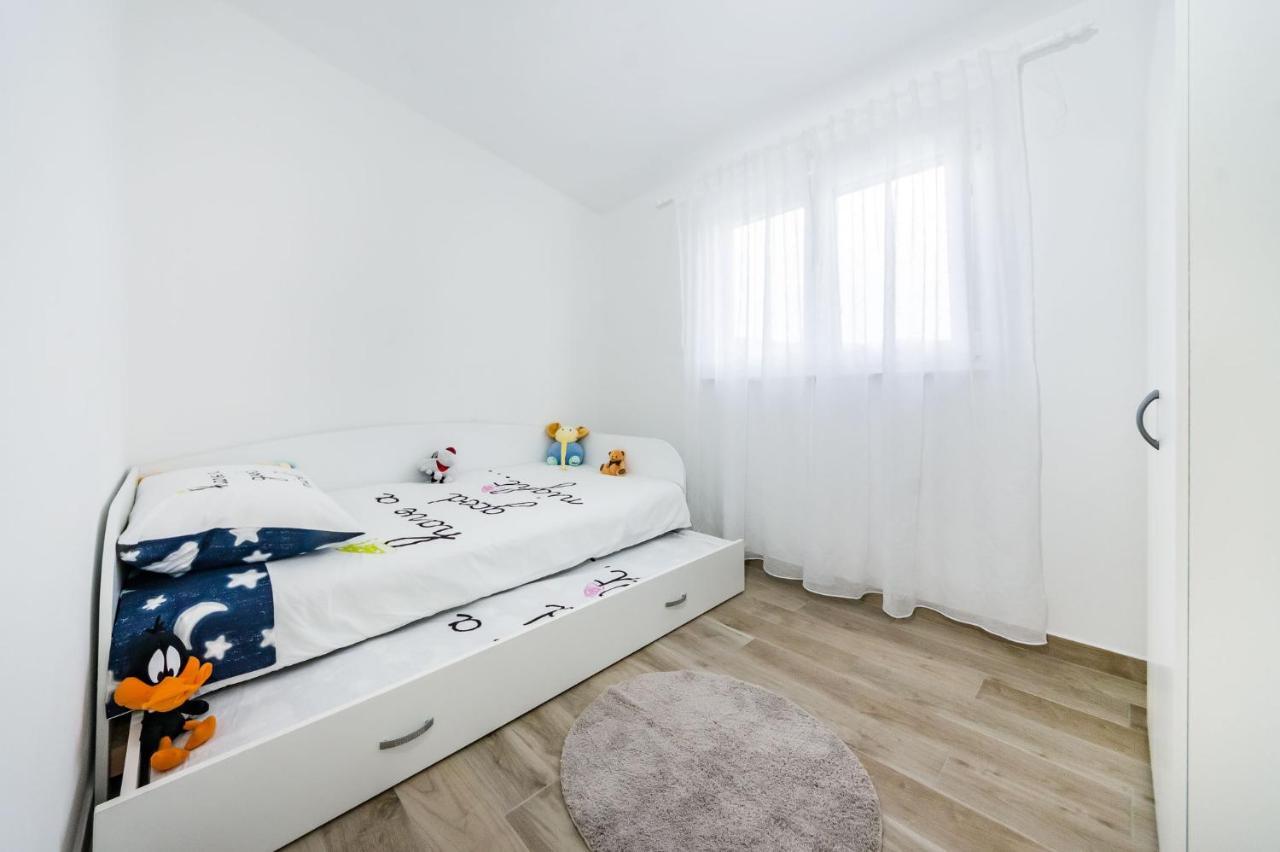 Apartmani Neva, Pridraga Exteriér fotografie